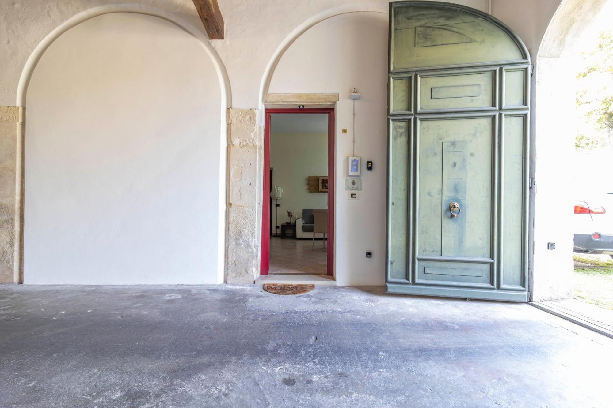 Апартаменты Casa Charleston In Palazzo Nobiliare Al Duomo Падуя Экстерьер фото
